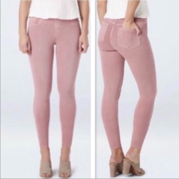 SPANX Pants - NWT! SPANX Leggings Shape Wear